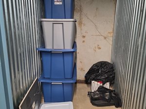 4 x 6 storage unit in Independence, MO