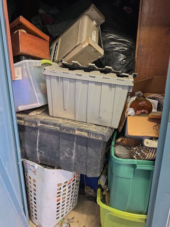 10 x 10 storage unit in Independence, MO