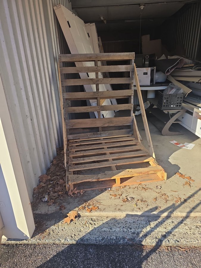 10 x 25 storage unit in Durham, NC