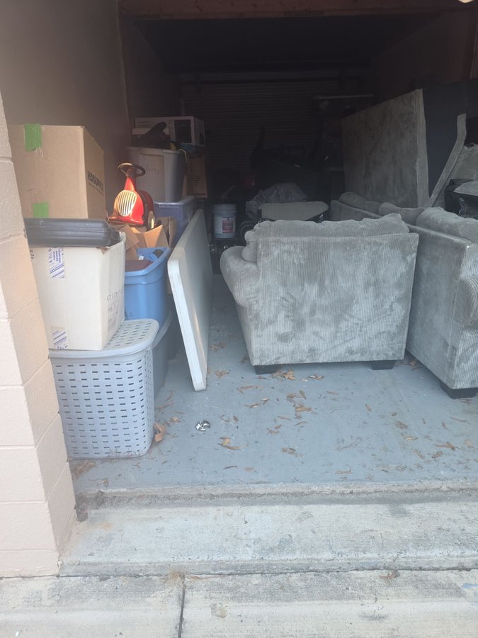 10 x 20 storage unit in Durham, NC