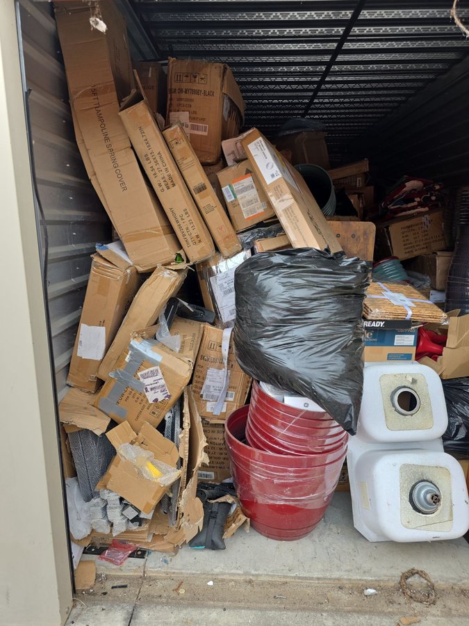 10 x 30 storage unit in Durham, NC