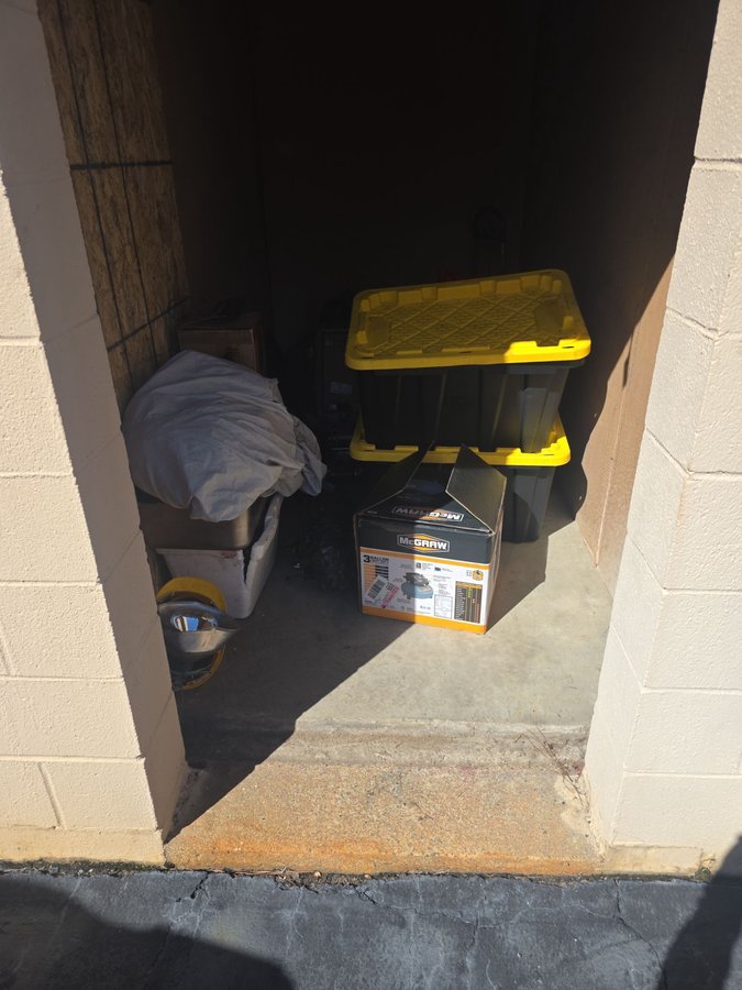 5 x 10 storage unit in Durham, NC