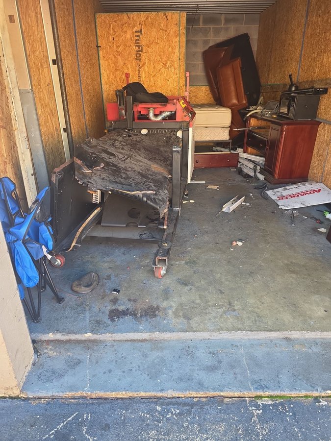 10 x 20 storage unit in Durham, NC
