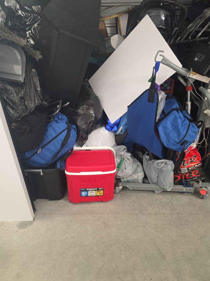 10 x 10 storage unit in Durham, NC