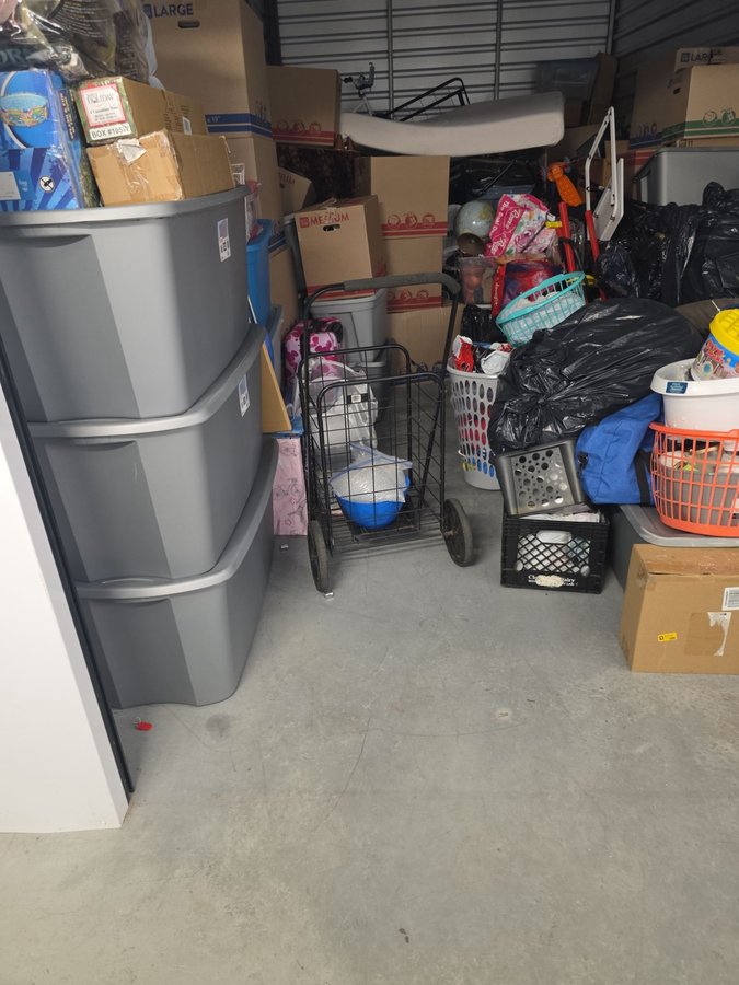 10 x 20 storage unit in Durham, NC