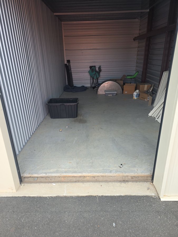 10 x 20 storage unit in Durham, NC