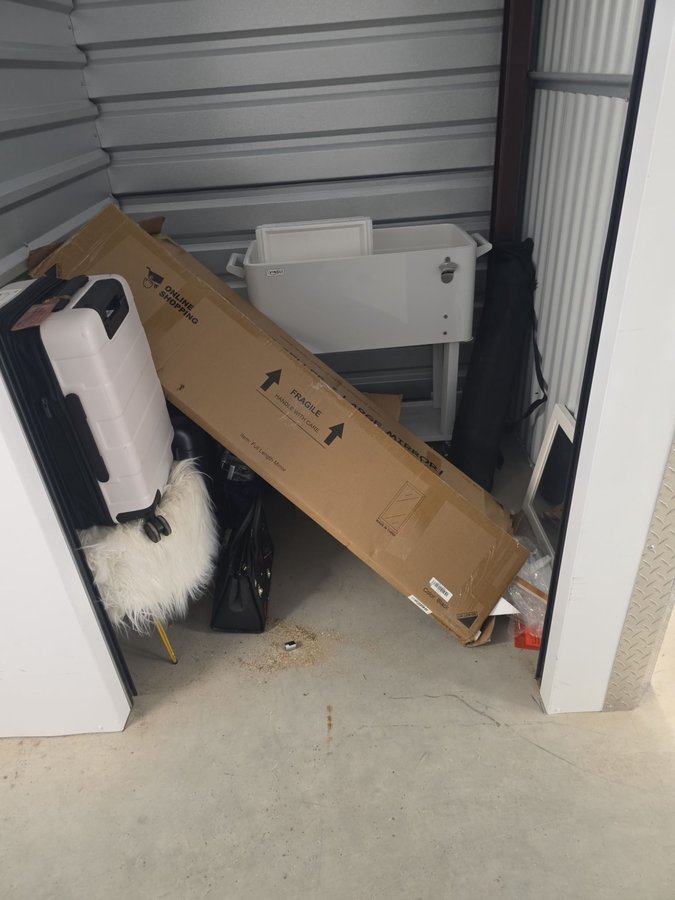 5 x 5 storage unit in Durham, NC