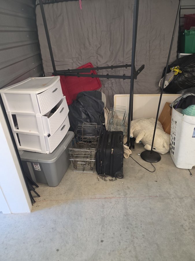 10 x 10 storage unit in Durham, NC
