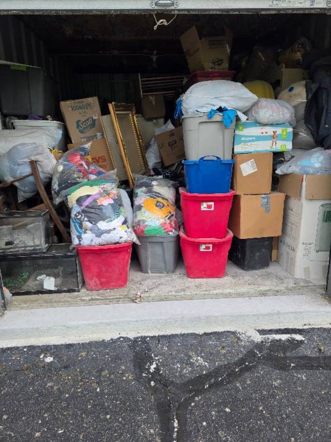 10 x 15 storage unit in Belleville, MI