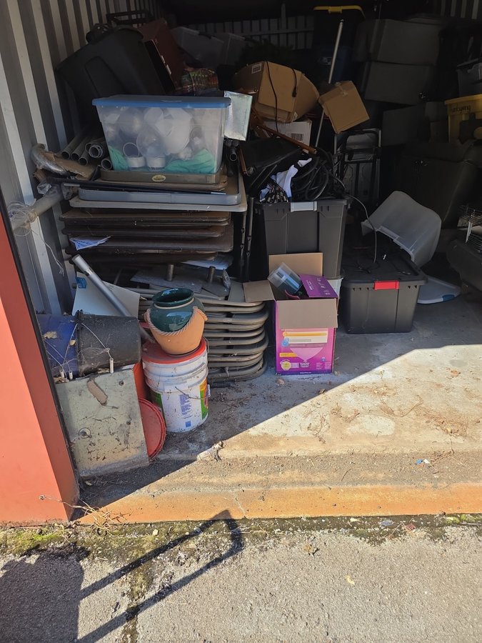 10 x 20 storage unit in Durham, NC
