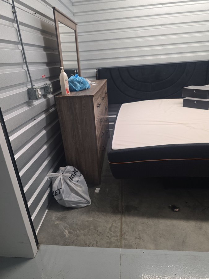 10 x 17 storage unit in Raleigh, NC