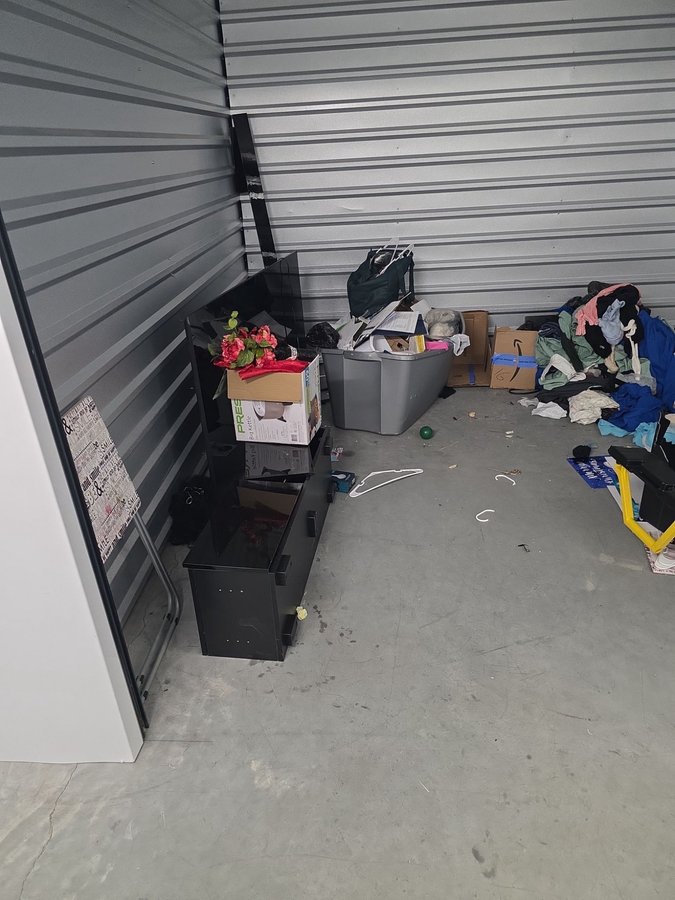 10 x 10 storage unit in Durham, NC