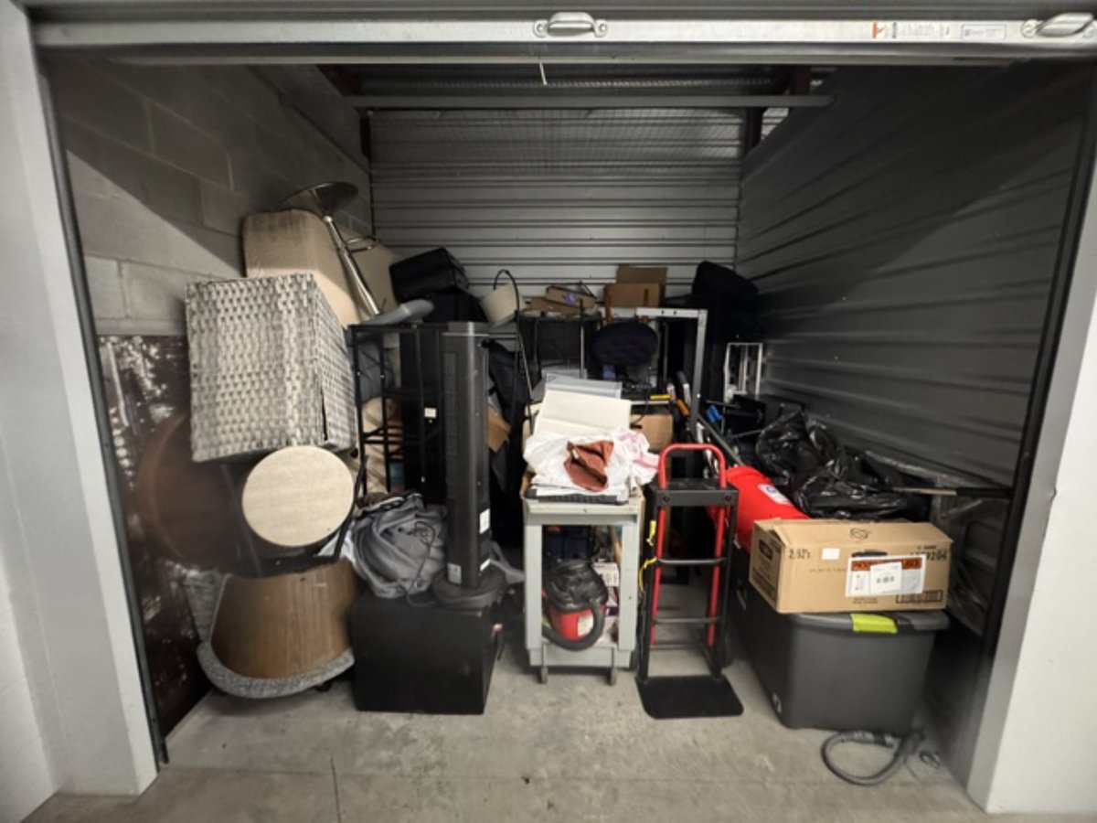 10 x 10 storage unit in Atlanta, GA