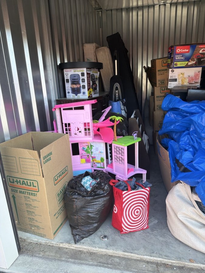 10 x 15 storage unit in Morrisville, NC
