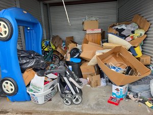 10 x 12 storage unit in Belton, MO