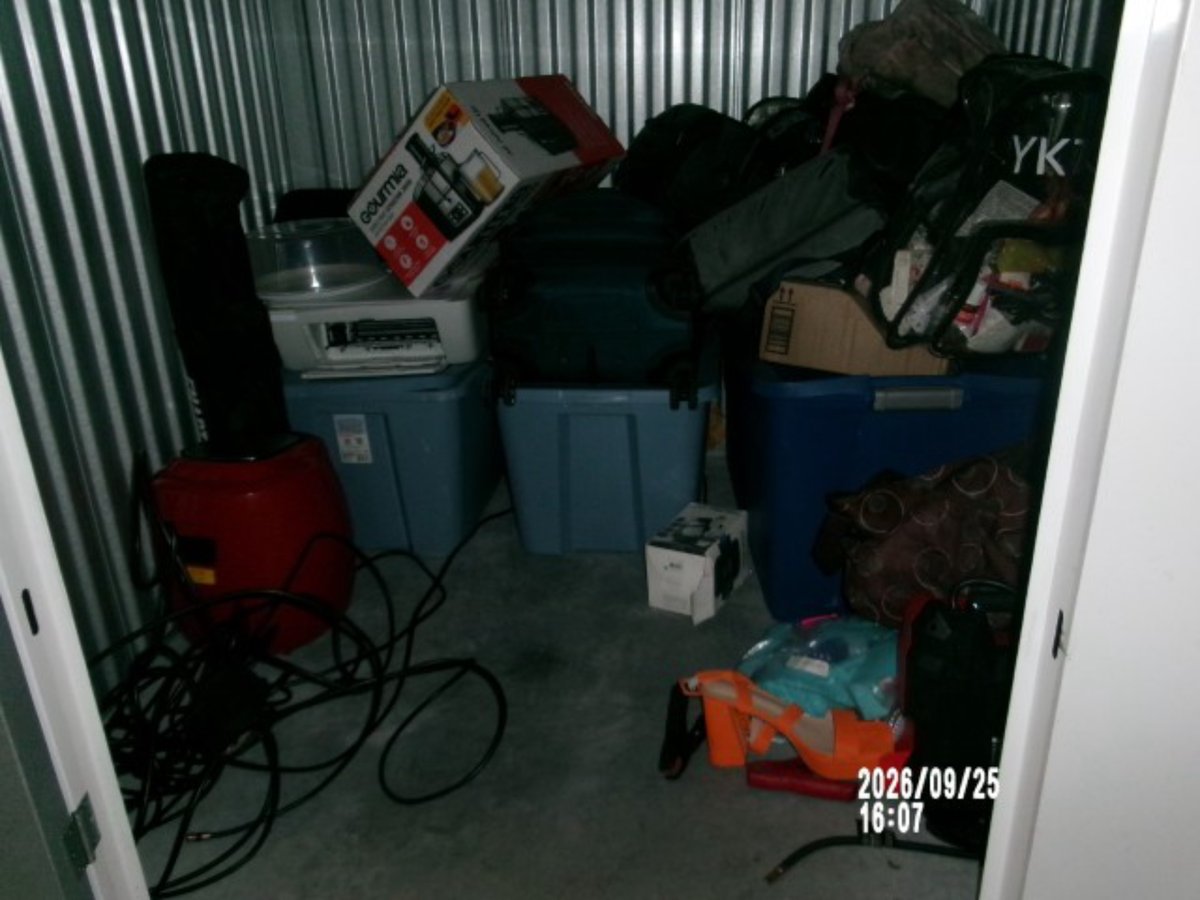 5 x 5 storage unit in Jacksonville, FL