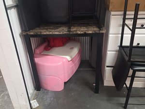 5 x 10 storage unit in Raleigh, NC