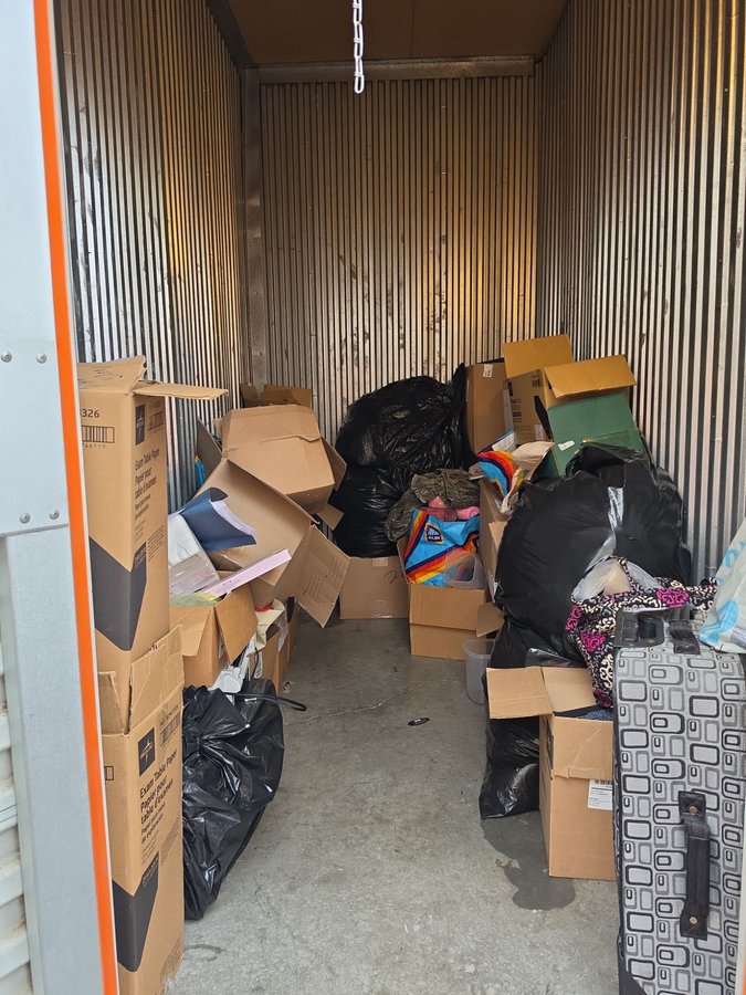 5 x 10 storage unit in Gladstone, MO