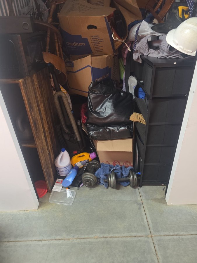 5 x 10 storage unit in Raleigh, NC