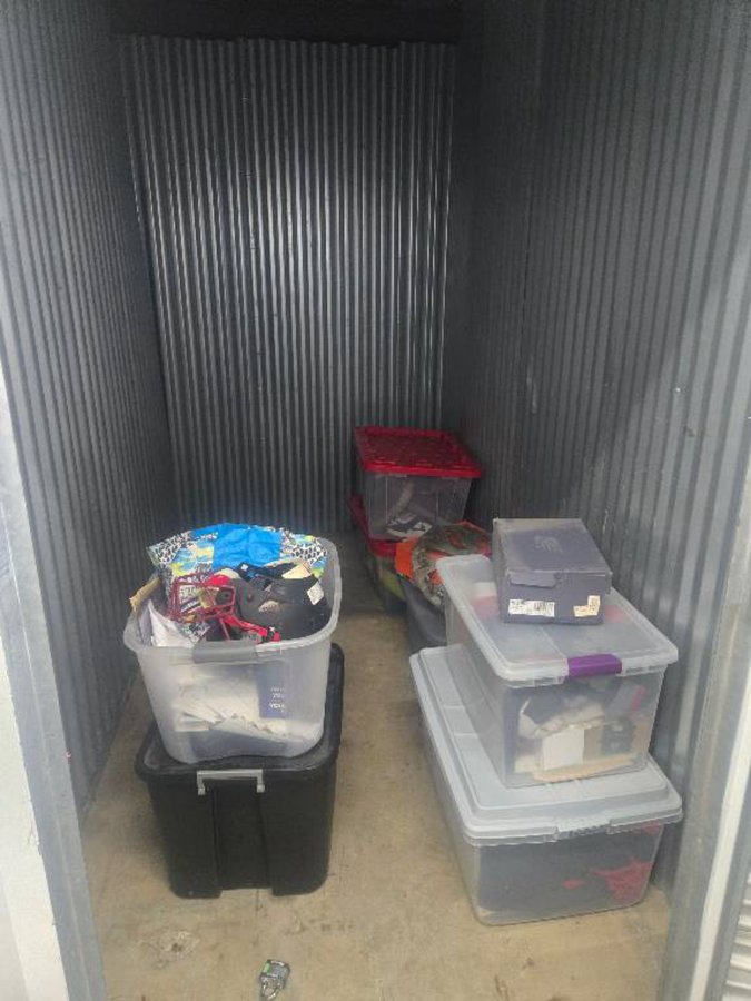 5 x 10 storage unit in Fredericksburg, VA