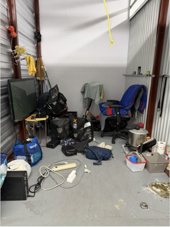 7 x 10 storage unit in Lake Worth, FL