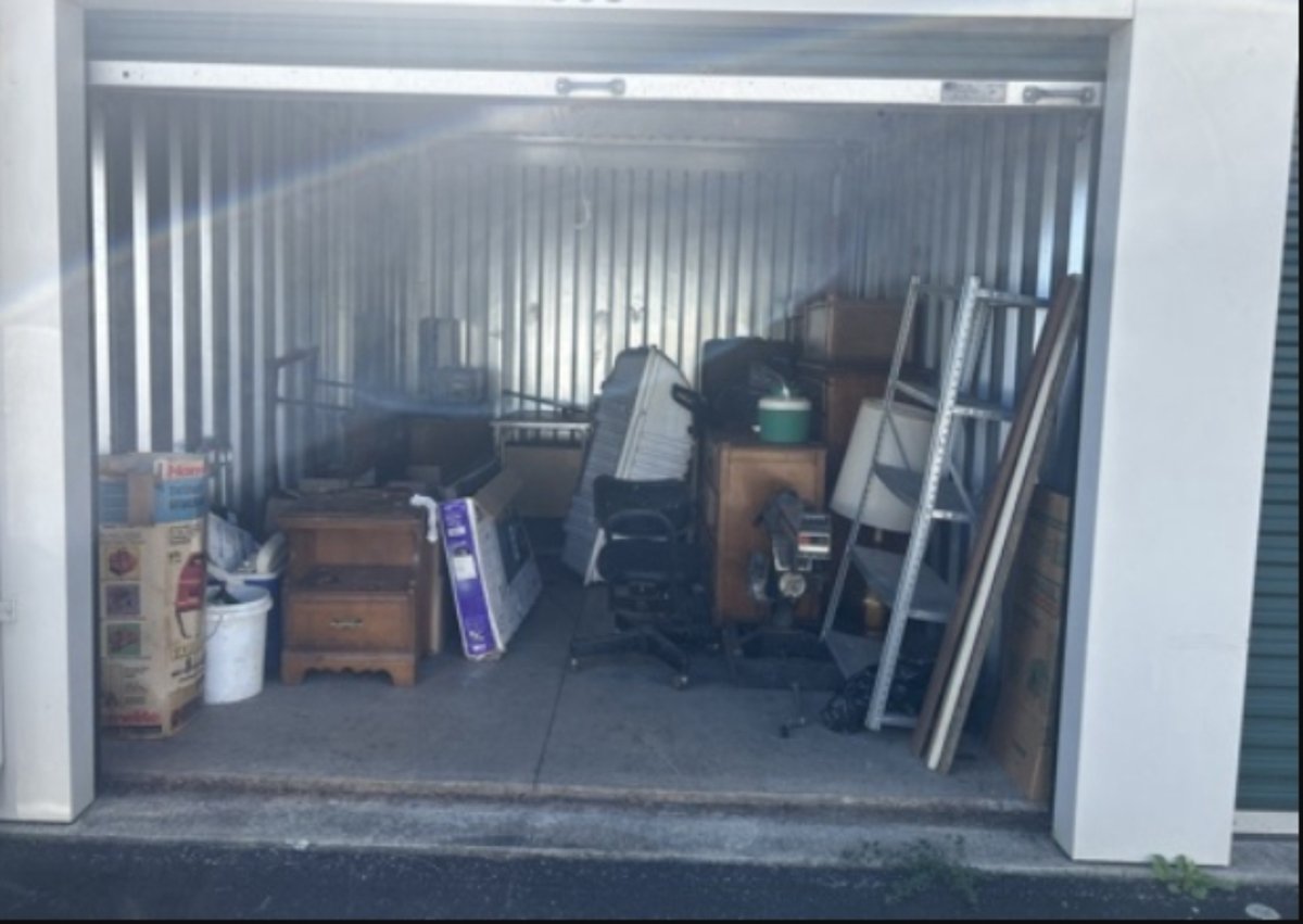 10 x 15 storage unit in Hickory, NC