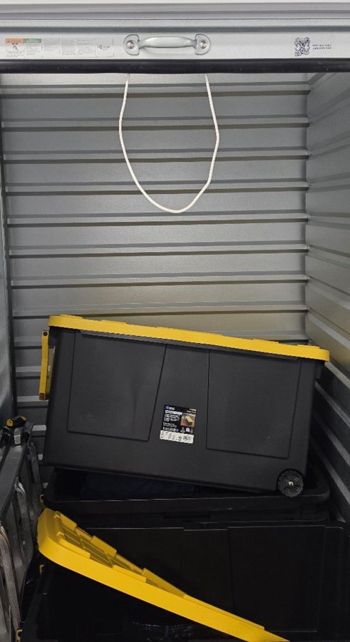 5 x 5 storage unit in Brea, CA