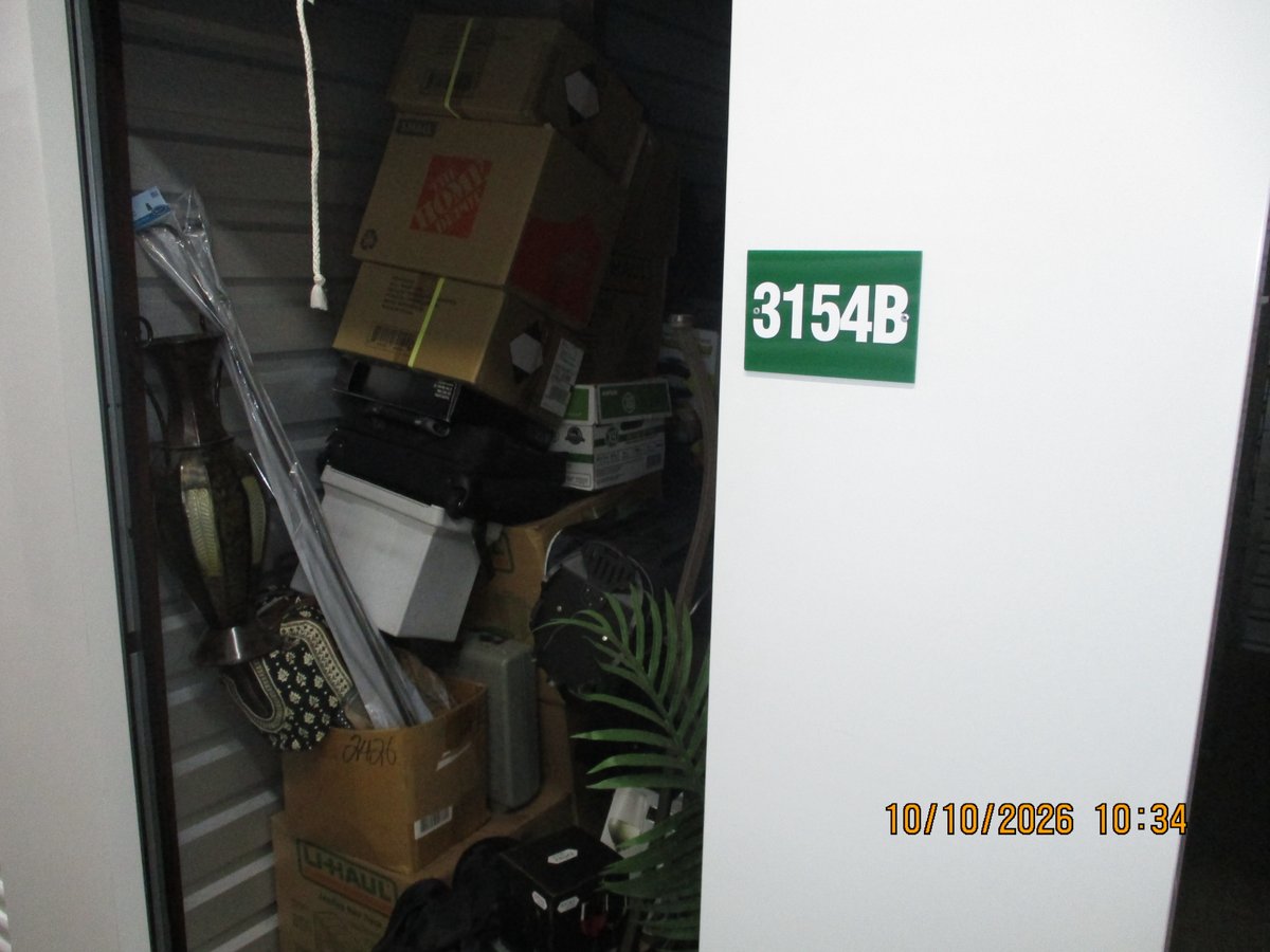 5 x 14 storage unit in Southfield, MI