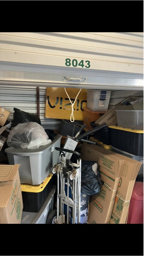 10 x 10 storage unit in Carmel, IN