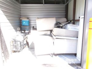 10 x 10 storage unit in Jacksonville, FL