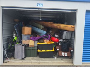10 x 20 storage unit in Moraine, OH