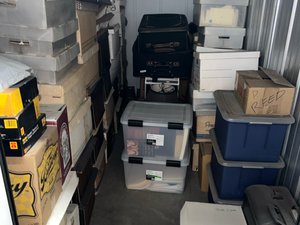 4 x 9 storage unit in Kansas City, MO