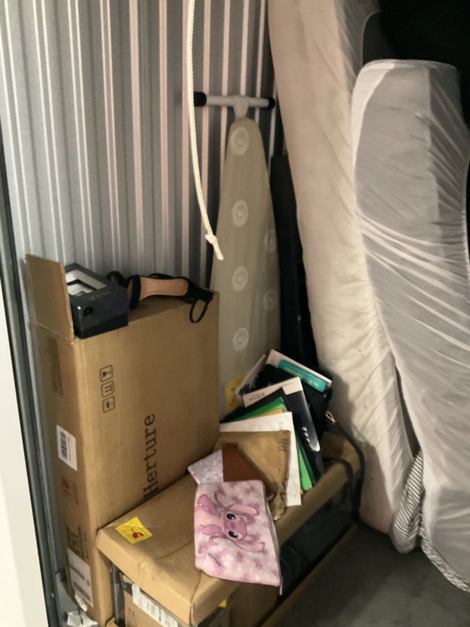 7 x 10 storage unit in Largo, FL