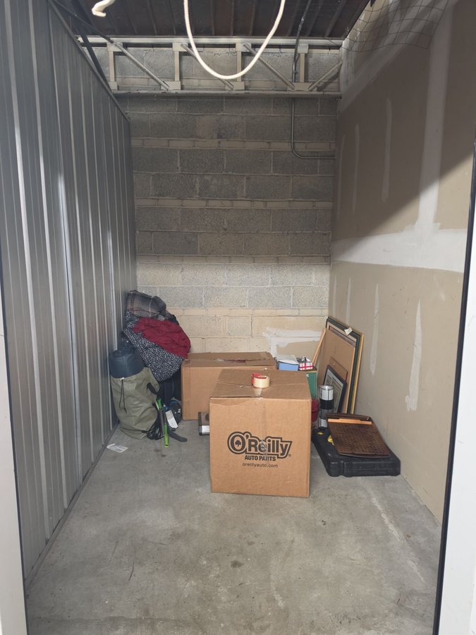 4 x 9 storage unit in Kansas City, MO