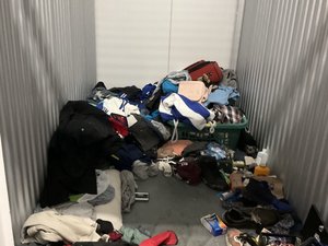 5 x 10 storage unit in Largo, FL