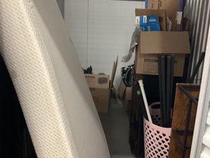 5 x 10 storage unit in Largo, FL