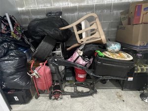 10 x 5 storage unit in Everett, WA