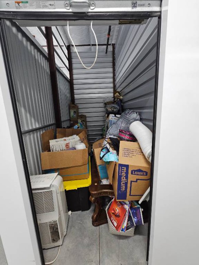 5 x 10 storage unit in Edinburg, TX