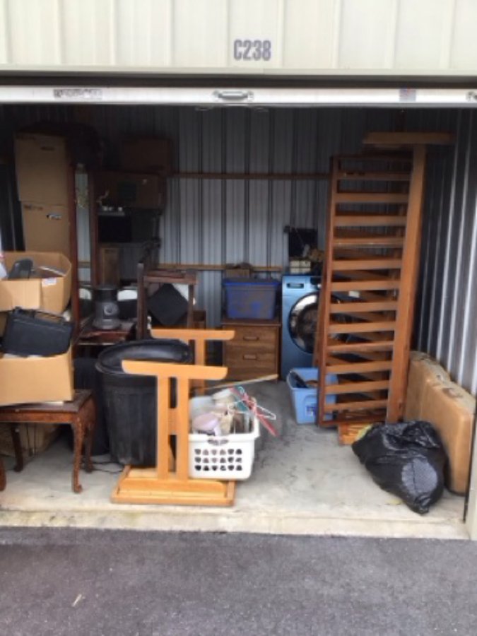10 x 10 storage unit in Walkertown, NC