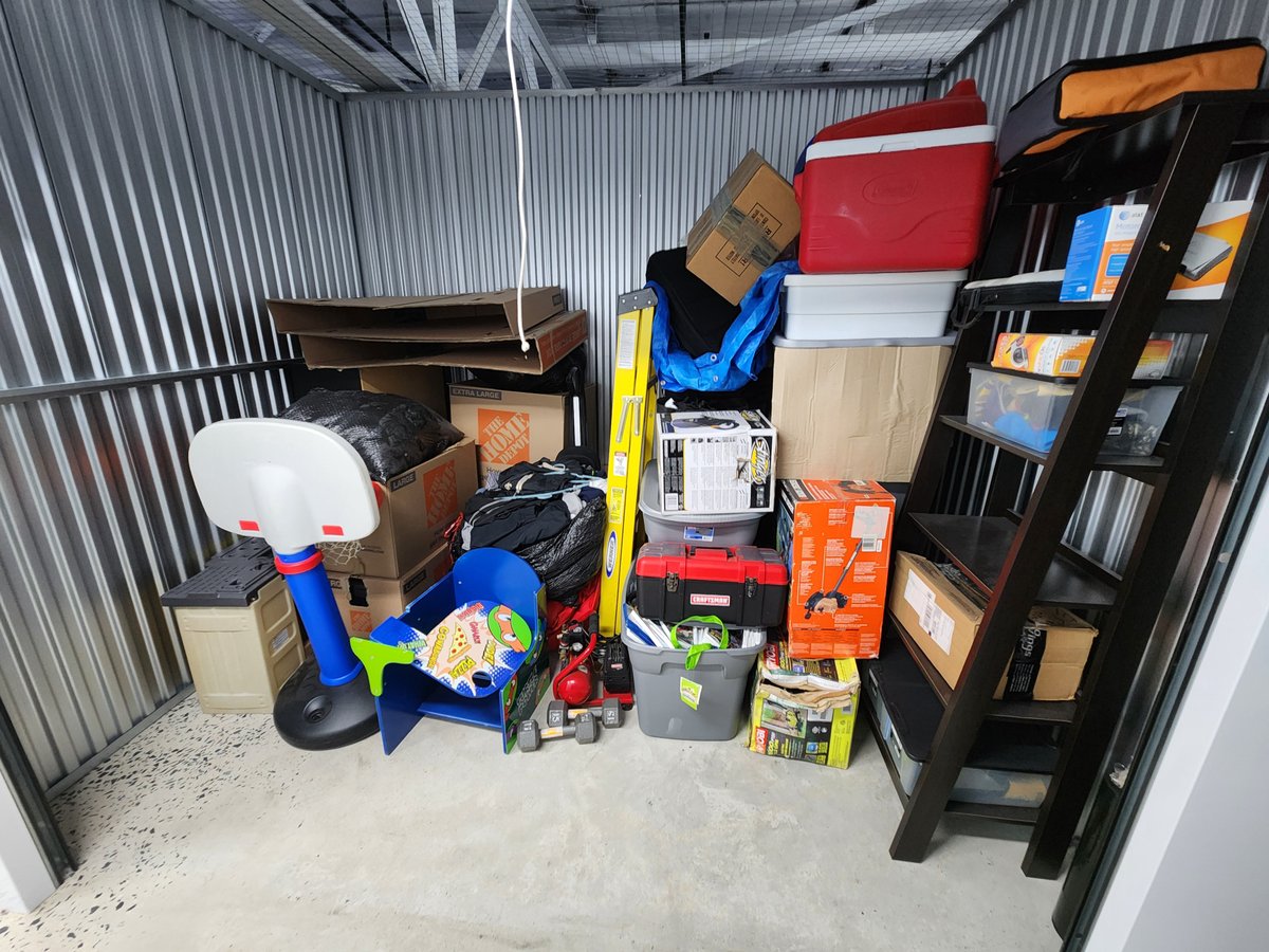 8 x 10 storage unit in Huntingdon Valley, PA