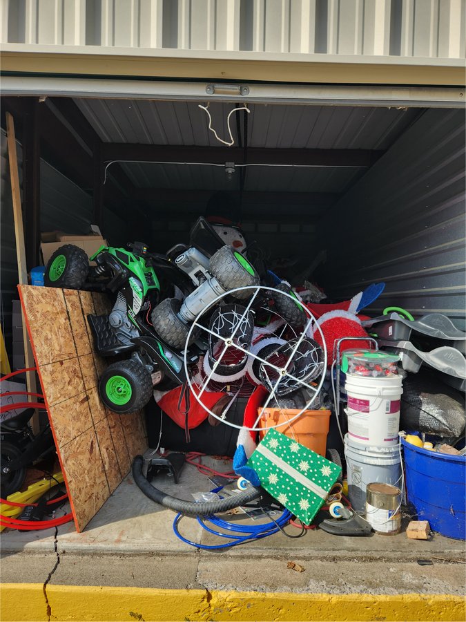 10 x 20 storage unit in Webster, NY