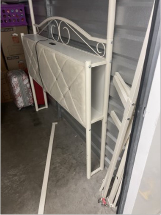 5 x 10 storage unit in Austin, TX