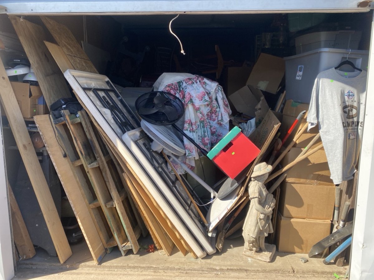 10 x 20 storage unit in Peoria, AZ