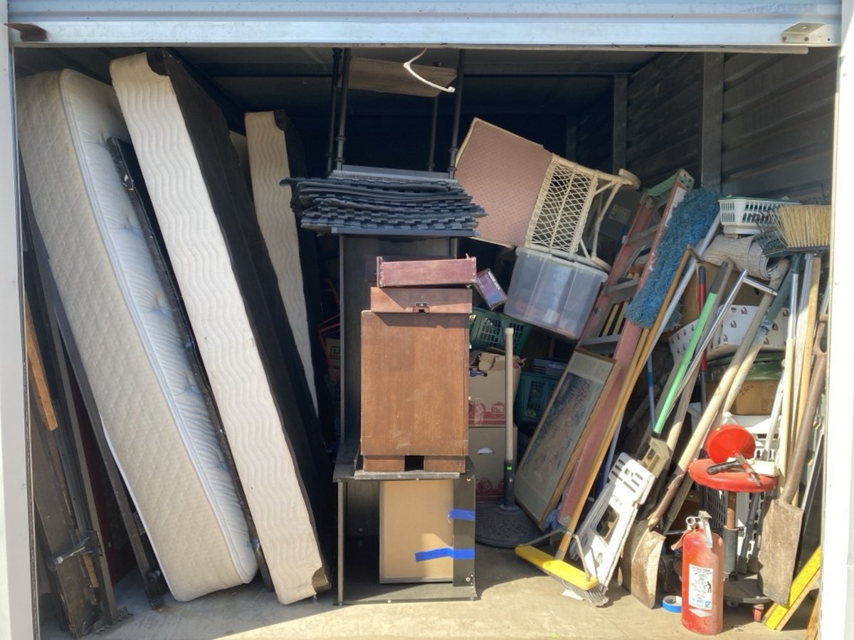 10 x 20 storage unit in Peoria, AZ
