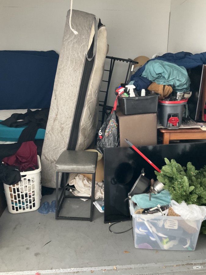10 x 10 storage unit in Saint Petersburg, FL