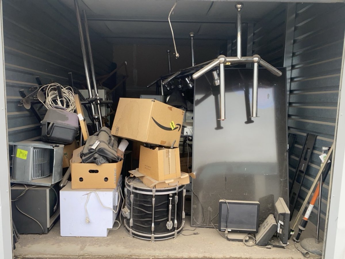 10 x 20 storage unit in Peoria, AZ