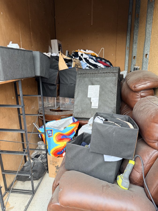 5 x 10 storage unit in Houston, TX