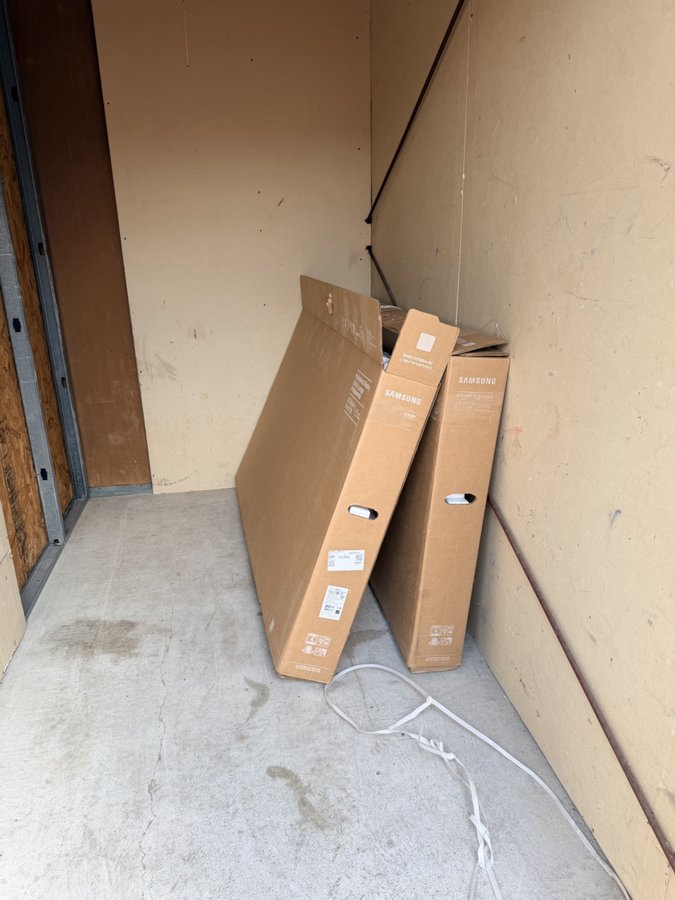 5 x 10 storage unit in Houston, TX