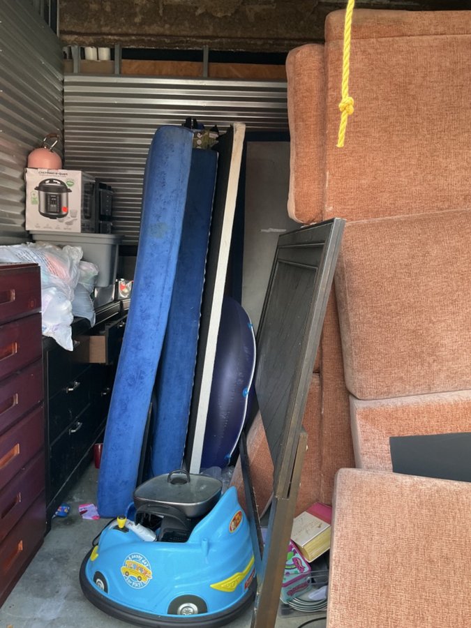 10 x 10 storage unit in Clearwater, FL