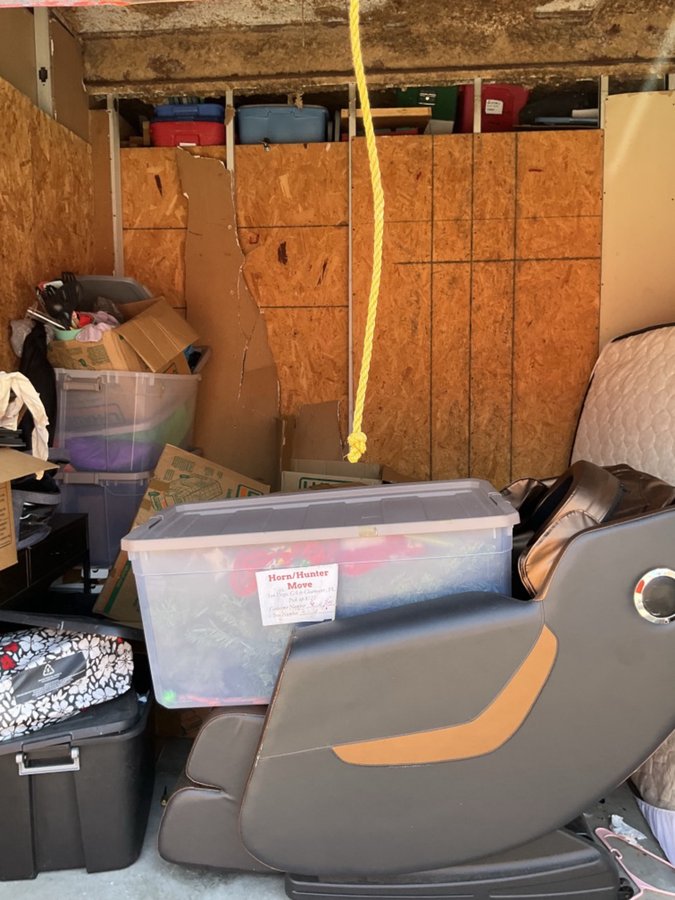 10 x 10 storage unit in Clearwater, FL